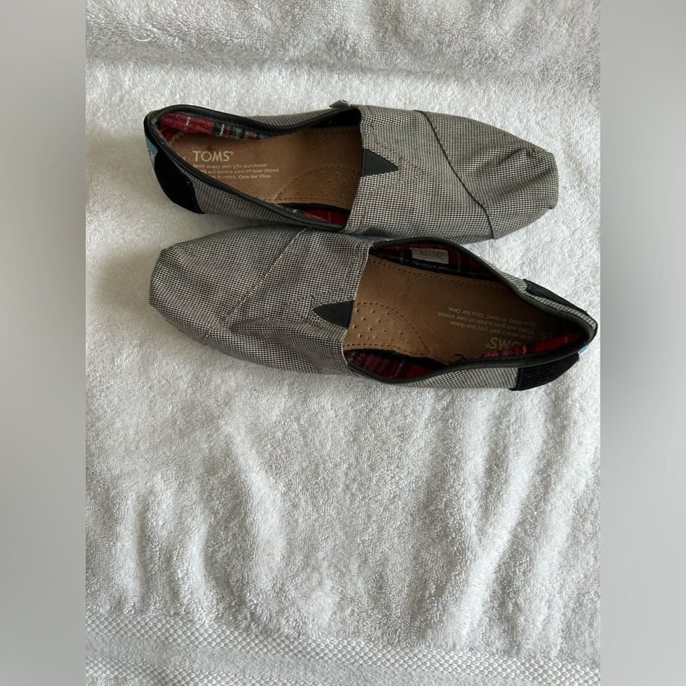 TOMS Gingham Pattern Slip-On Flats